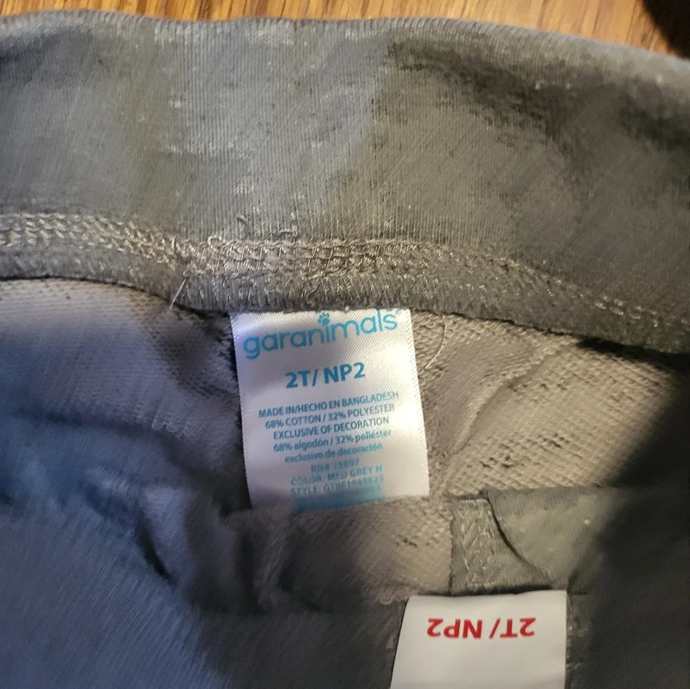 2 Child Of Mine Fleece‎ Full Zip Footed Pajamas 18 Months & Joggers 2T Gray
